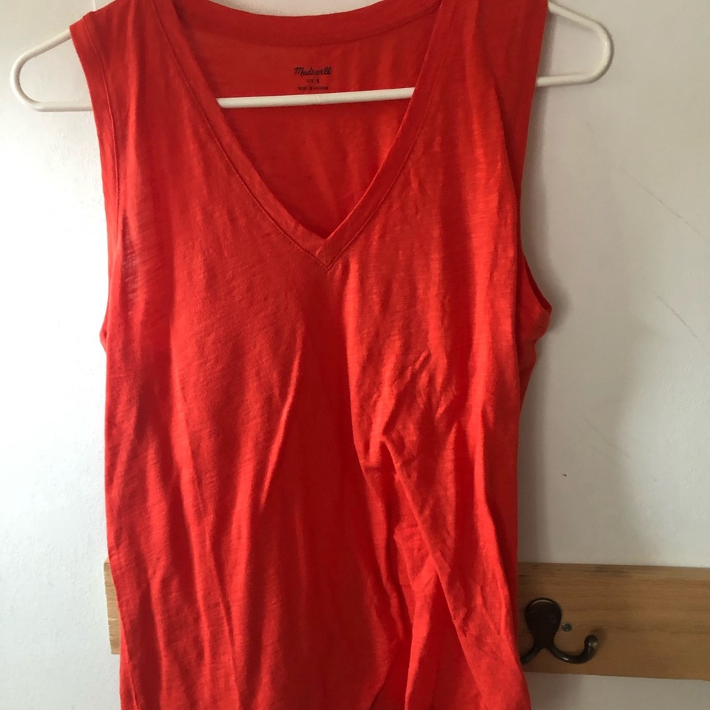Madewell cotton v neck sleeveless tee